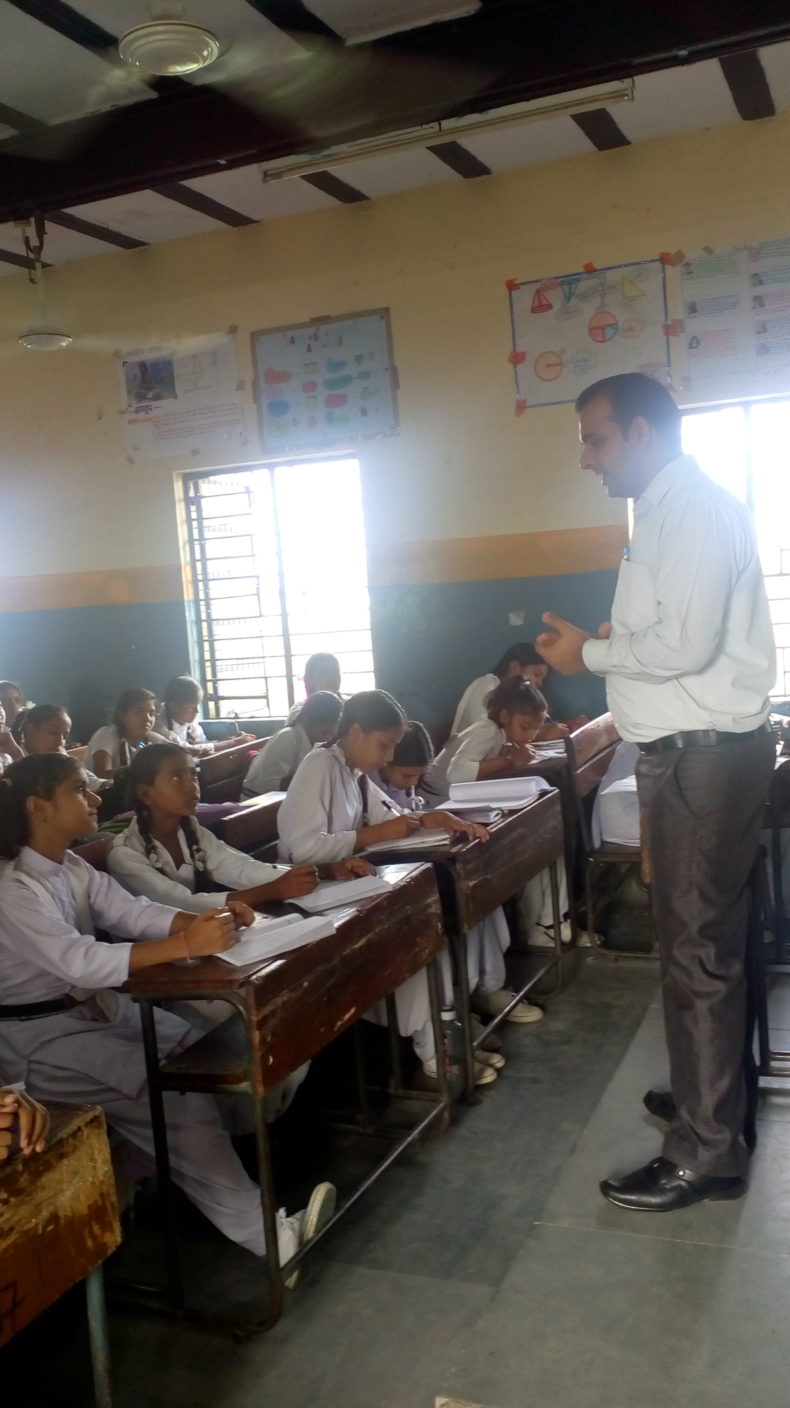 DLSA, Rohini Courts organized a Legal Literacy Programme  at Government Girls Senior Secondary School, Qadipur,Delhi.