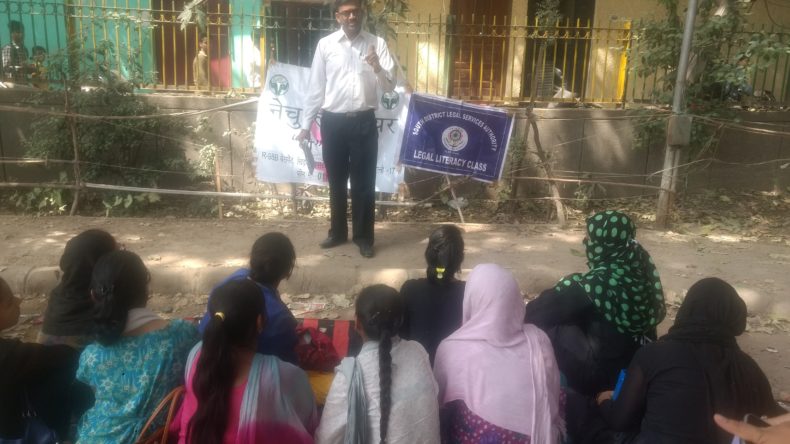 DLSA (SOUTH) ORGANIZED LEGAL AWARENESS PROGRAMME AT MALVIYA NAGAR, HAUZRANI ON 21.03.2017