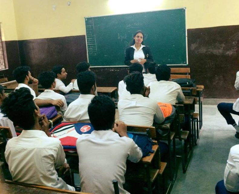 LEGAL LITERACY CLASS AT GBSSS NO.3, SEC-IV, DR.AMBEDKAR NAGAR, (ID-1923065) ON 17.10.2017