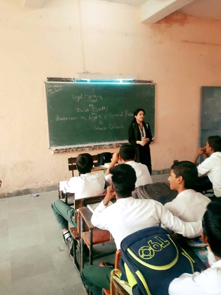 LEGAL LITERACY CLASS AT GBSSS G BLOCK SAKET (ID-1923068) ON 26.10.2017